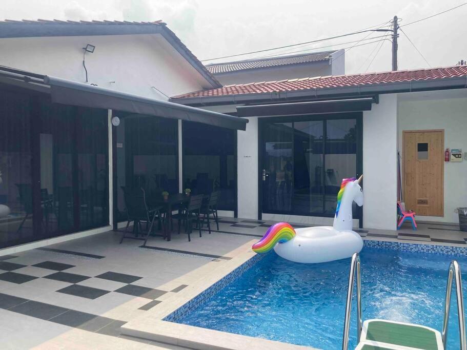 Abbie'S Private Pool Villa Bukit Mertajam Penang מראה חיצוני תמונה
