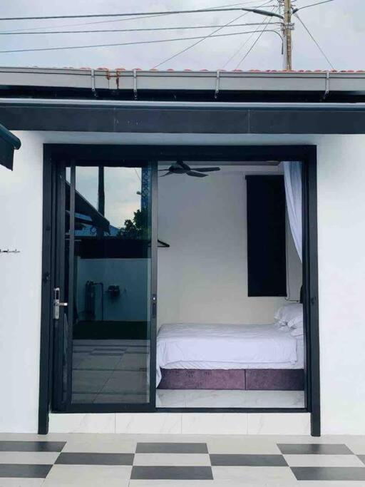 Abbie'S Private Pool Villa Bukit Mertajam Penang מראה חיצוני תמונה